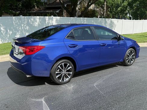 Used 2019 Toyota Corolla SE FWD image 6