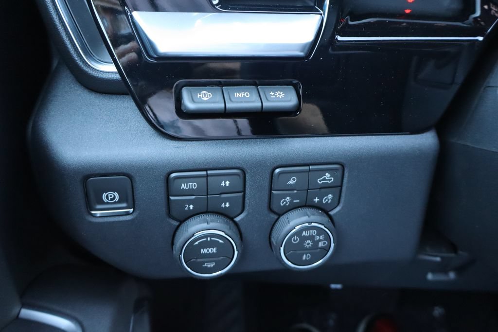 New 2026 Chevrolet Silverado 2500 High Country w/ Technology Package AWD/4WD image 15