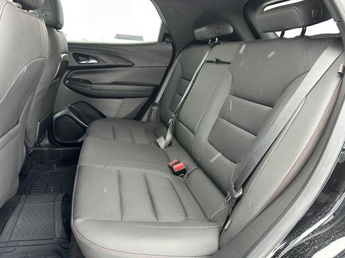 Used 2023 Chevrolet TrailBlazer RS w/ Convenience Package image 17