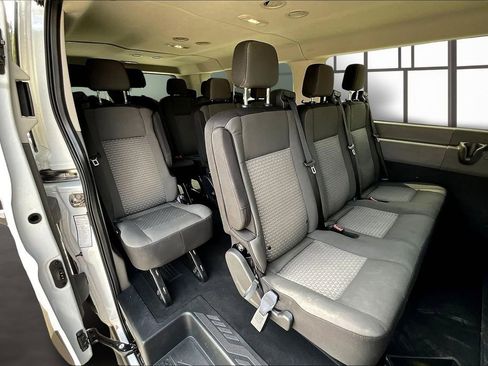 Used 2022 Ford Transit 350 XLT image 23