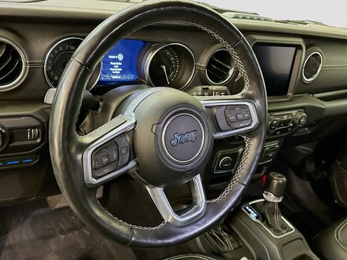 Used 2023 Jeep Wrangler Sahara w/ Cold Weather Group image 18