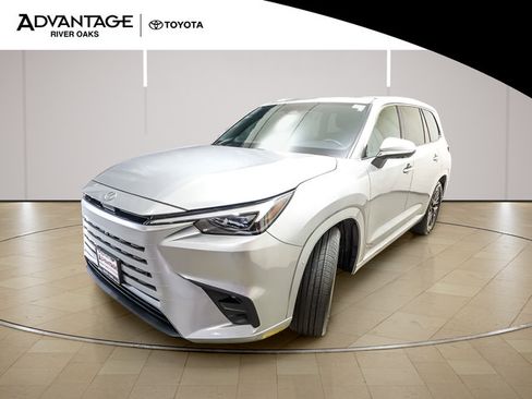 Used 2024 Lexus TX 350 AWD w/ Technology Package image 4