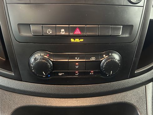 Used 2019 Mercedes-Benz Metris image 18