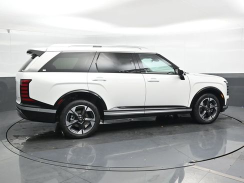 New 2026 Hyundai Palisade Limited image 2