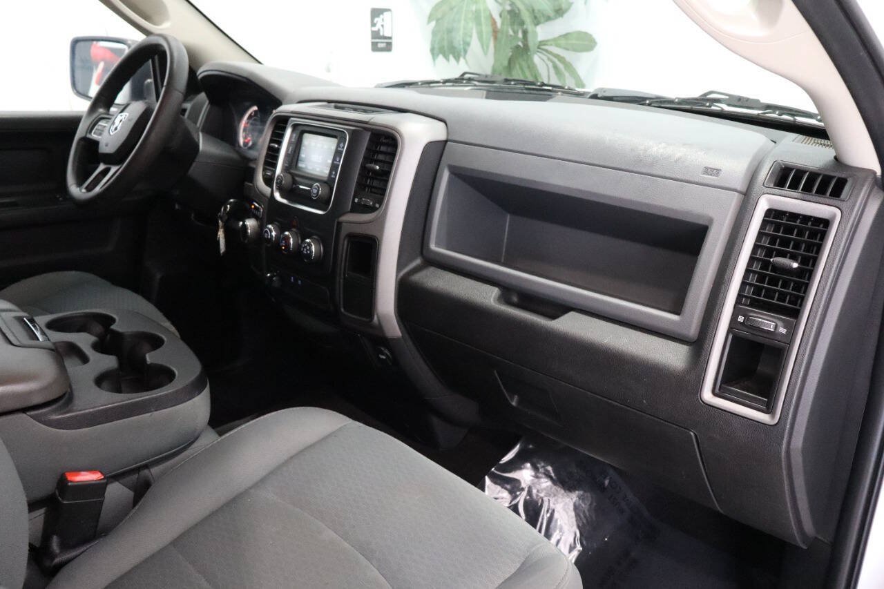 Used 2017 RAM 1500 Tradesman w/ Popular Equipment Group RWD image 9