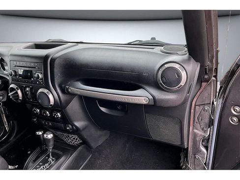 Used 2016 Jeep Wrangler Unlimited Sport w/ Quick Order Package 24S image 18