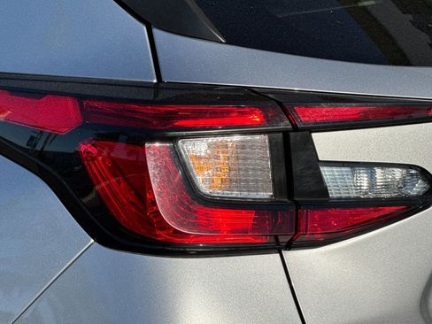 Certified 2025 Subaru Crosstrek 2.0i Premium image 30