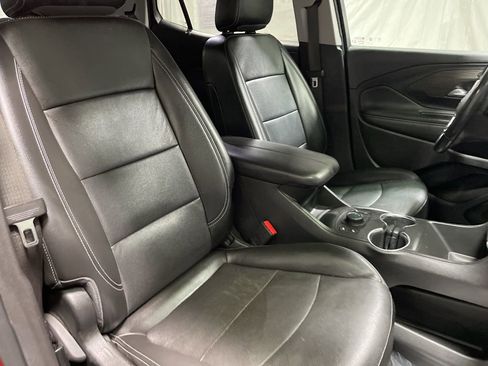 Used 2022 GMC Terrain SLT FWD image 11