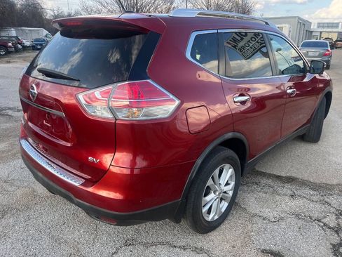 Used 2015 Nissan Rogue SV w/ SV Premium Package FWD image 4