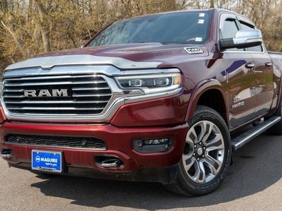 Used 2022 RAM 1500 Limited w/ Body-Colour Bumper Group