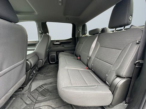 Used 2023 Chevrolet Silverado 1500 LT AWD/4WD image 13