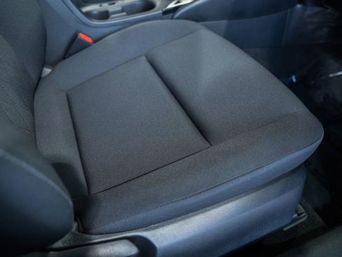 Used 2023 Toyota Corolla LE image 27