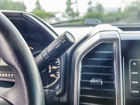 Used 2017 Ford F150 XLT image 27