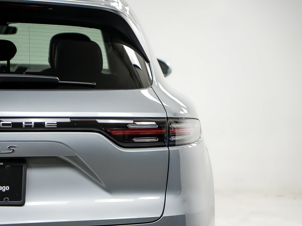 Certified 2021 Porsche Cayenne S AWD/4WD image 12