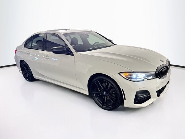 Used 2021 BMW 330i xDrive Sedan w/ M Sport Package AWD/4WD image 3