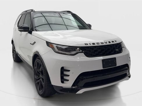 Used 2023 Land Rover Discovery HSE R-Dynamic AWD/4WD image 2