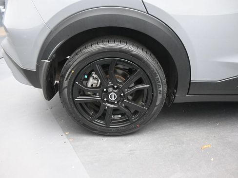 Used 2021 Nissan Kicks SR FWD image 24