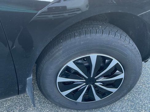 Used 2014 Nissan Rogue S w/ Convenience Package image 14