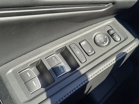 Used 2023 Honda Accord Sport image 14