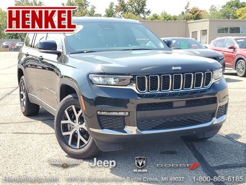 Used 2024 Jeep Grand Cherokee L Limited image 1