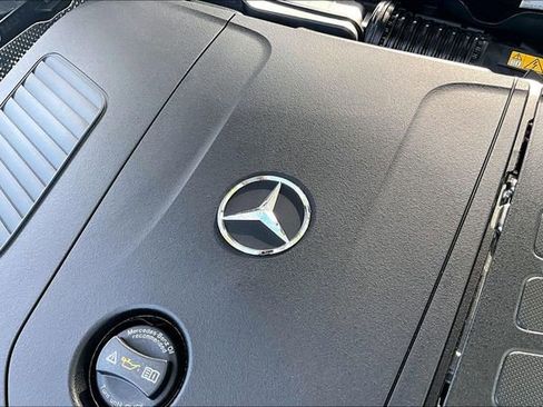 Certified 2026 Mercedes-Benz GLC 300 4MATIC image 34