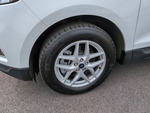 Used 2022 Ford Edge SEL AWD/4WD image 9