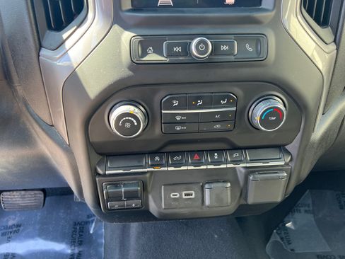 Used 2021 Chevrolet Silverado 1500 Custom w/ Safety Confidence Package AWD/4WD image 21