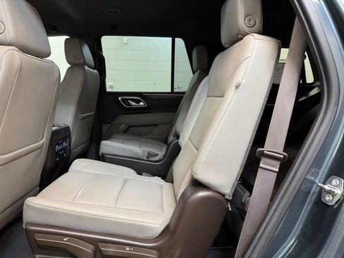 Used 2021 Chevrolet Tahoe Z71 AWD/4WD image 16