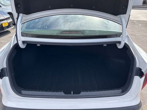 Used 2025 Kia K4 FWD image 30