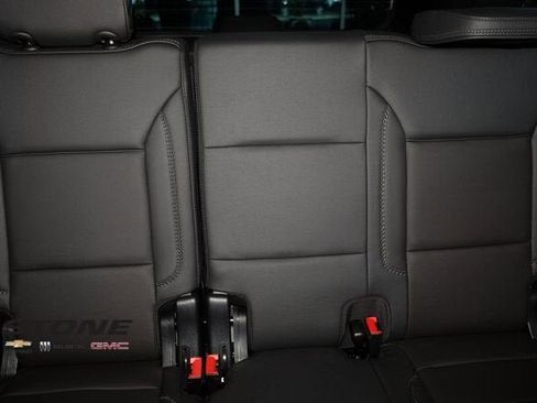 New 2025 GMC Yukon XL Denali w/ Sun & Power Step Package image 24