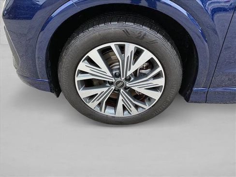 Used 2023 Audi Q4 e-tron Premium Plus w/ Premium Plus RWD image 6
