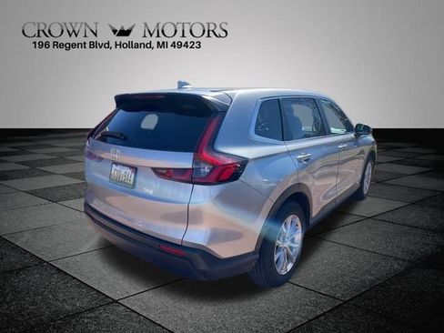 Used 2023 Honda CR-V EX-L image 3