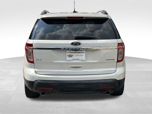 Used 2014 Ford Explorer XLT w/ Equipment Group 202A image 4