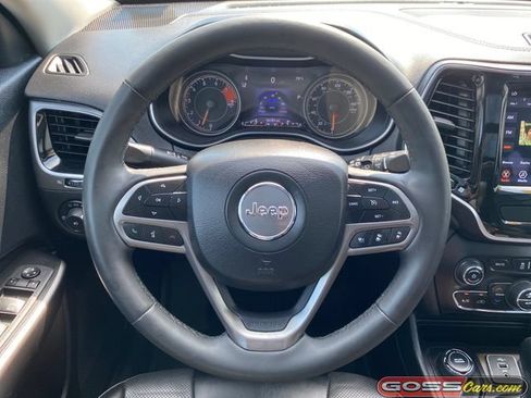 Used 2022 Jeep Cherokee Limited w/ Mopar Interior Package AWD/4WD image 19