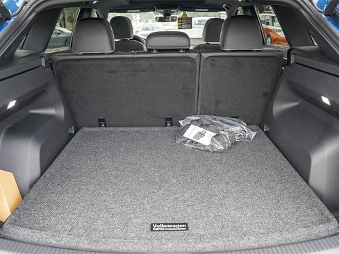 New 2025 Volkswagen Atlas Cross Sport SEL Premium R-Line image 12