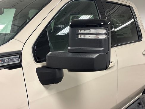 New 2026 GMC Sierra 2500 AT4 image 11