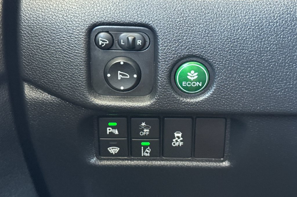 Certified 2024 Honda Passport TrailSport image 33