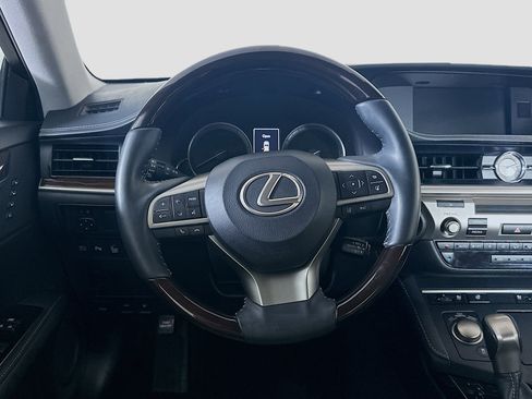 Used 2018 Lexus ES 350 w/ Premier Package FWD image 18