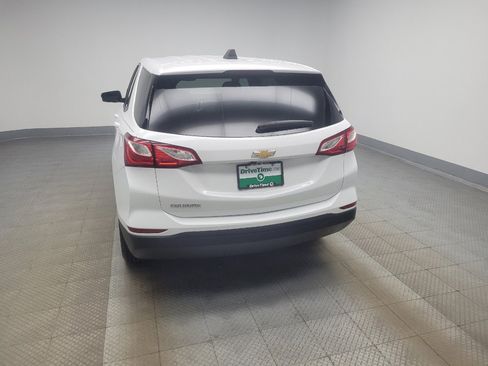 Used 2021 Chevrolet Equinox LS w/ LS Convenience Package FWD image 6