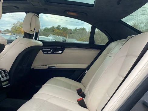 Used 2013 Mercedes-Benz S 63 AMG w/ AMG Performance Pkg image 21