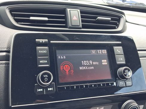 Used 2019 Honda CR-V LX image 16