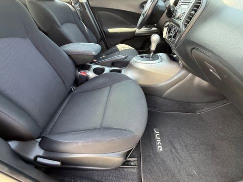 Used 2014 Nissan Juke S AWD/4WD image 10
