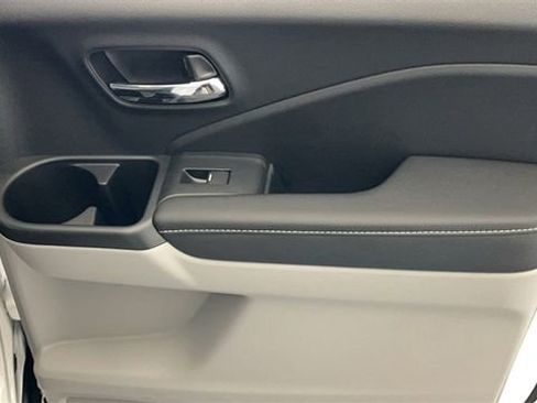 New 2025 Honda Ridgeline RTL image 26