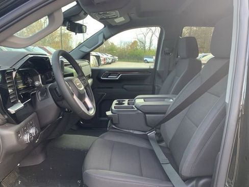 New 2026 GMC Sierra 1500 Elevation image 12