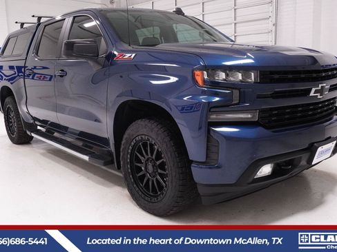 Used 2021 Chevrolet Silverado 1500 RST AWD/4WD image 3