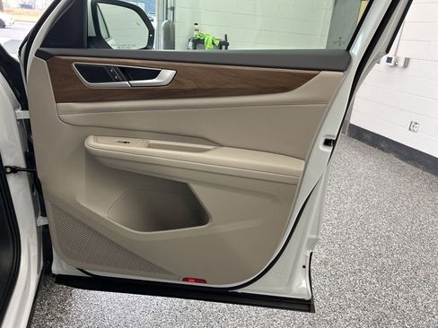 New 2026 Volkswagen Atlas SE FWD image 26