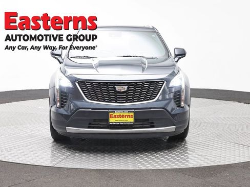 Used 2020 Cadillac XT4 Premium Luxury w/ Sun And Sound Package AWD/4WD image 2