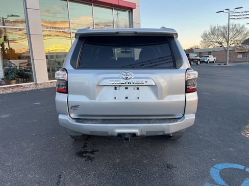 Used 2016 Toyota 4Runner SR5 image 35