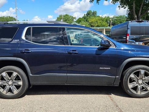 Used 2017 GMC Acadia SLT w/ LPO, Cargo Package AWD/4WD image 4