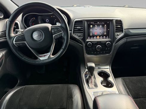 Used 2017 Jeep Grand Cherokee Trailhawk image 11